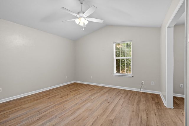 1552 China Grove, Tallahassee, FL 32301