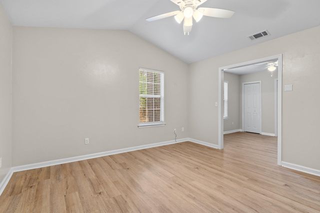 1552 China Grove, Tallahassee, FL 32301