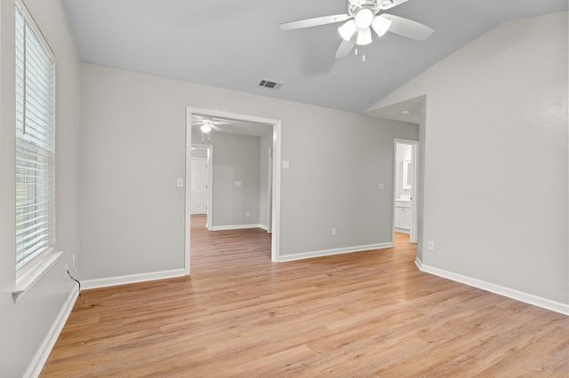 1552 China Grove, Tallahassee, FL 32301