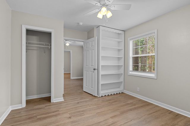 1552 China Grove, Tallahassee, FL 32301