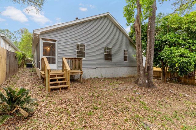 1552 China Grove, Tallahassee, FL 32301