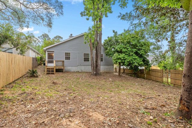 1552 China Grove, Tallahassee, FL 32301