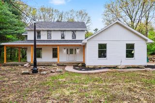 123 Old Lantern Trail, Pennfield Twp, MI 49017