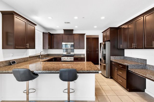 1510 Bernard Phelan Ave, Tracy, CA 95377