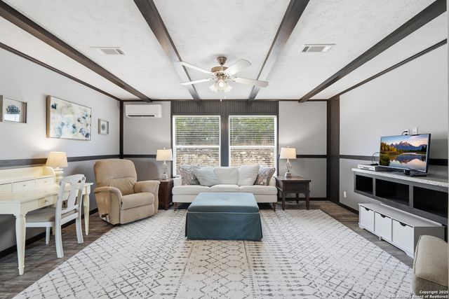 1611 FULLER DR, Canyon Lake, TX 78133