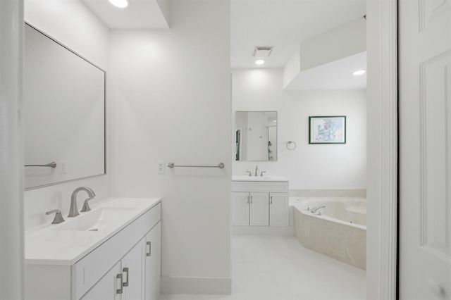 4730 NW 119th Avenue, Coral Springs, FL 33076