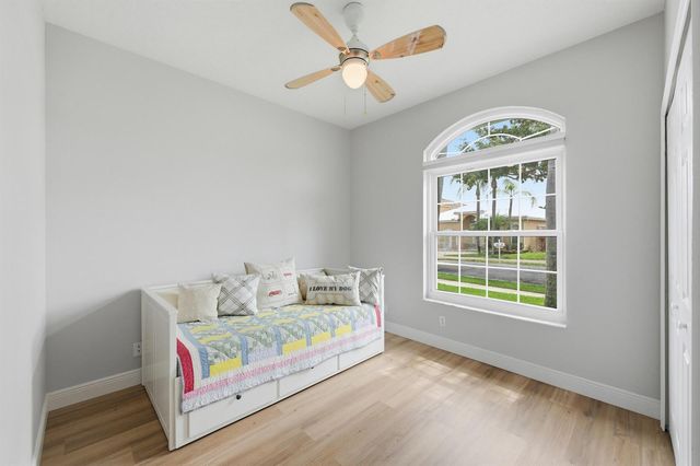 4730 NW 119th Avenue, Coral Springs, FL 33076
