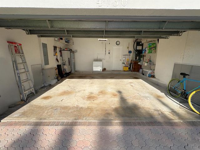 4730 NW 119th Avenue, Coral Springs, FL 33076