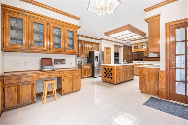 2203 Woodside Drive, Houston, TX 77062