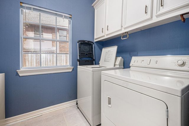 2203 Woodside Drive, Houston, TX 77062