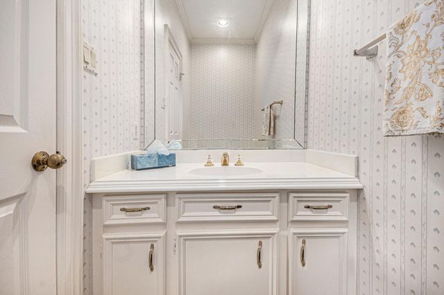 2203 Woodside Drive, Houston, TX 77062