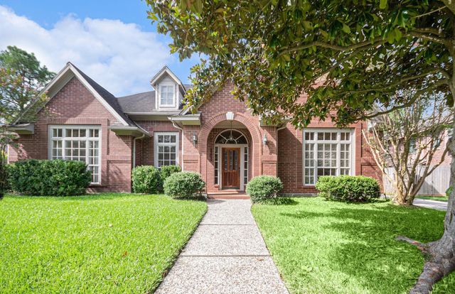 2203 Woodside Drive, Houston, TX 77062