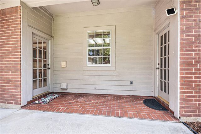 2203 Woodside Drive, Houston, TX 77062