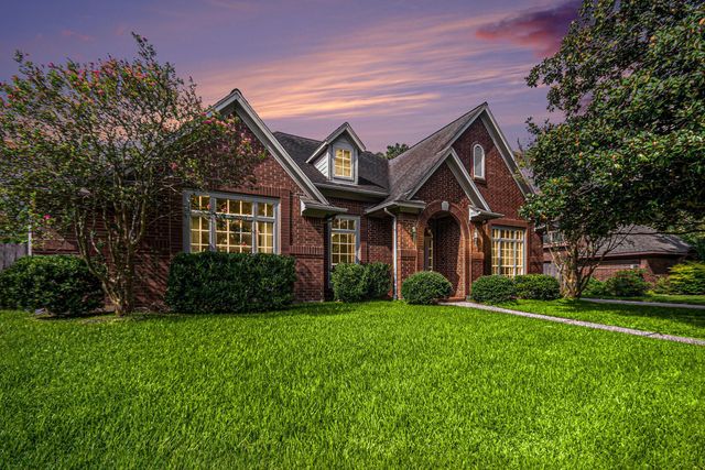 2203 Woodside Drive, Houston, TX 77062