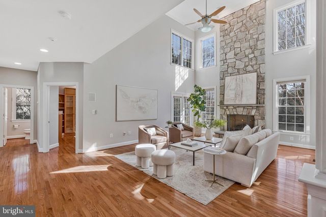 4029 GOSS RD, Fairfax, VA 22032