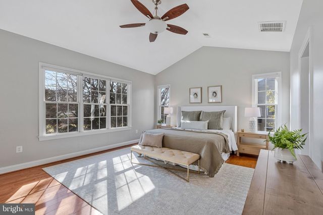 4029 GOSS RD, Fairfax, VA 22032