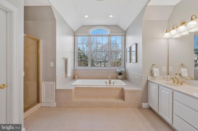 4029 GOSS RD, Fairfax, VA 22032