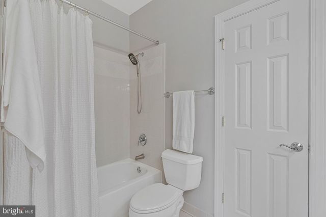 4029 GOSS RD, Fairfax, VA 22032