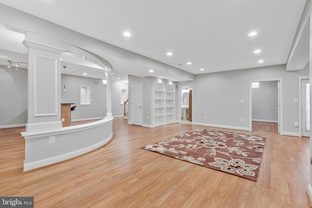 4029 GOSS RD, Fairfax, VA 22032