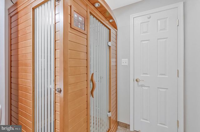 4029 GOSS RD, Fairfax, VA 22032