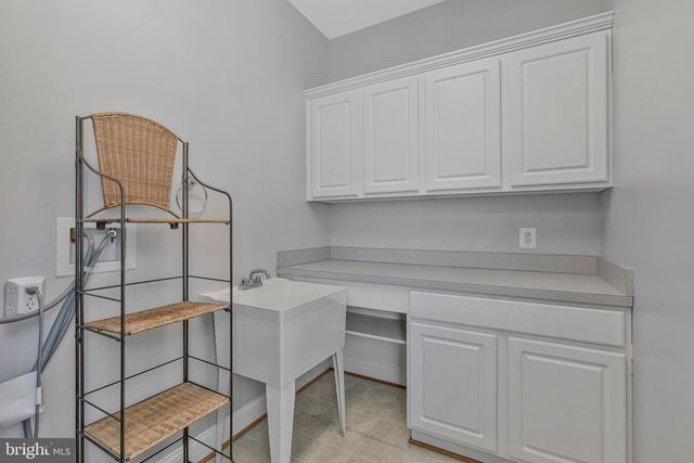 4029 GOSS RD, Fairfax, VA 22032