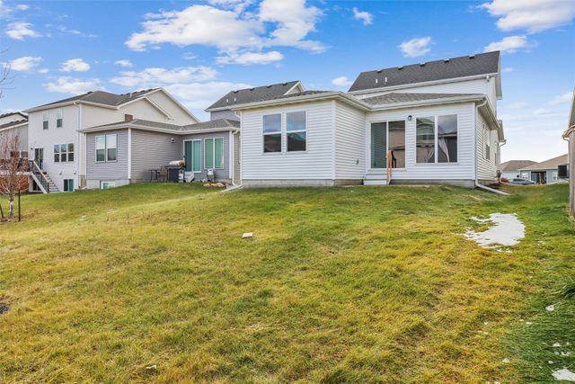 1247 NW Yorktown Drive, Waukee, IA 50263