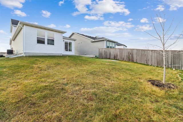 1247 NW Yorktown Drive, Waukee, IA 50263