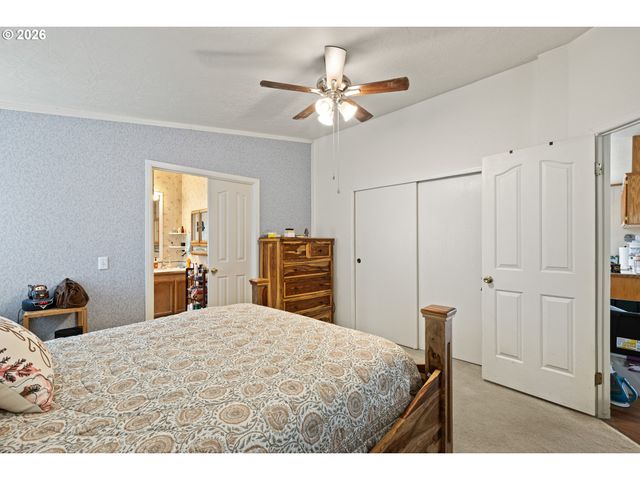 600 DONRUSS Dr, Roseburg, OR 97471