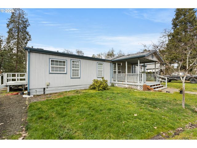 600 DONRUSS Dr, Roseburg, OR 97471