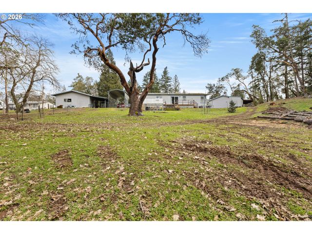 600 DONRUSS Dr, Roseburg, OR 97471