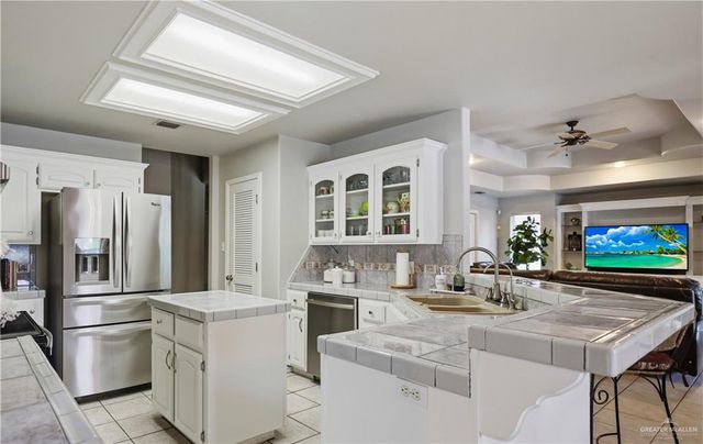 2211 Pebble Drive, Mission, TX 78574