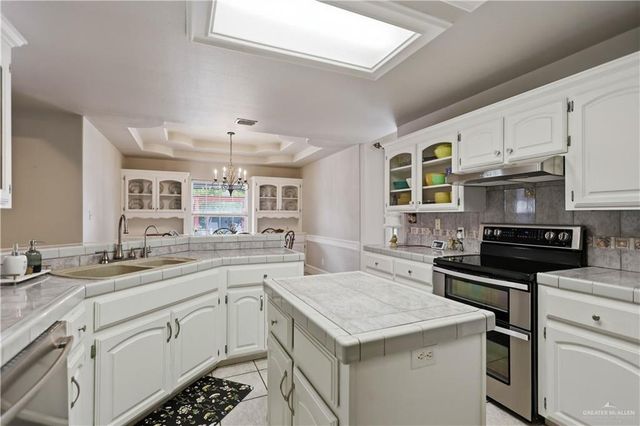 2211 Pebble Drive, Mission, TX 78574