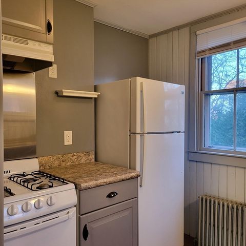 89 Adams Street 1, Fairhaven, MA 02719