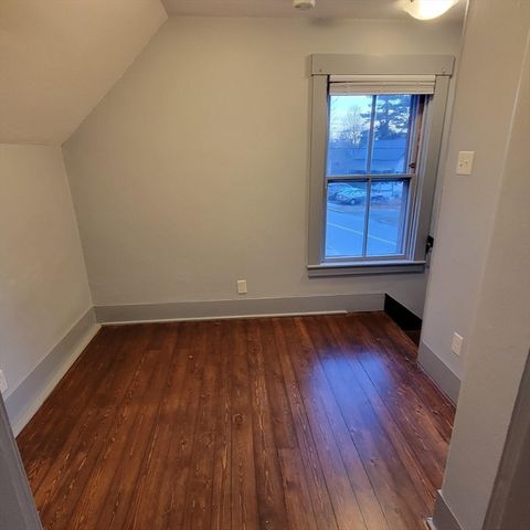 89 Adams Street 1, Fairhaven, MA 02719