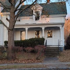 89 Adams Street 1, Fairhaven, MA 02719