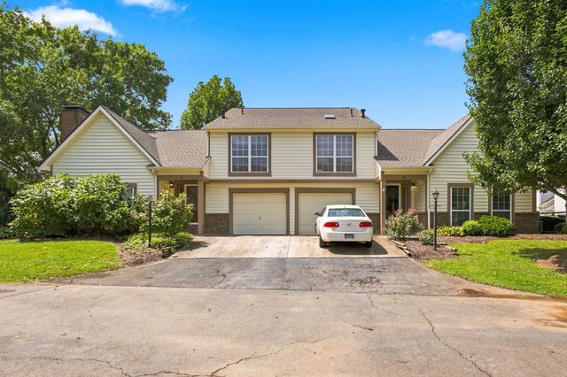 5002 Camelot Dr Apt A, Columbia, TN 38401