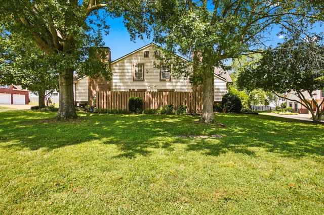 5002 Camelot Dr Apt A, Columbia, TN 38401