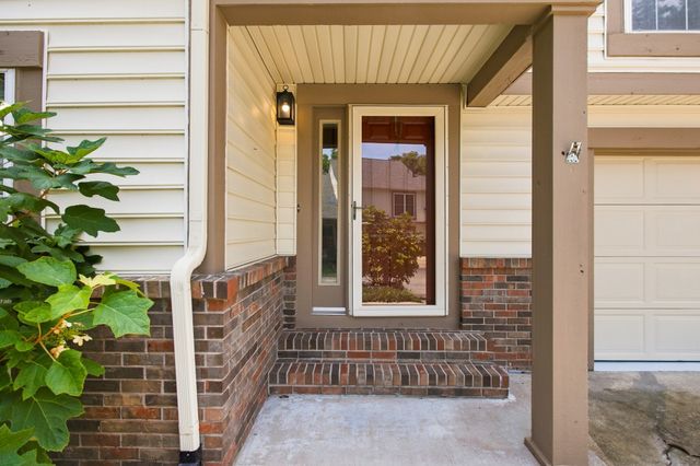 5002 Camelot Dr Apt A, Columbia, TN 38401