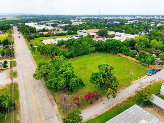 1325 N Union Bower Road, Irving, TX 75061