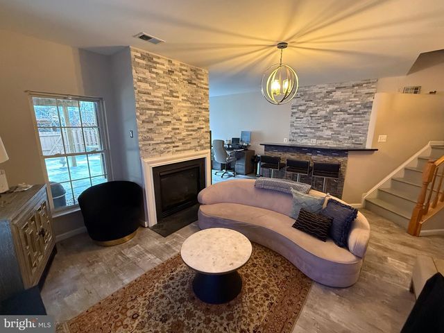 45823 MARLANE TER, Sterling, VA 20166