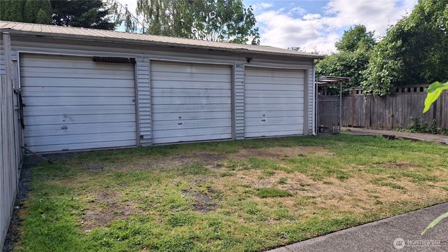 1056 S Sullivan Street, Seattle, WA 98108