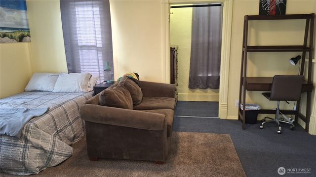 1056 S Sullivan Street, Seattle, WA 98108