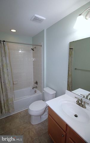 516 GROAT ALY, Phoenixville, PA 19460