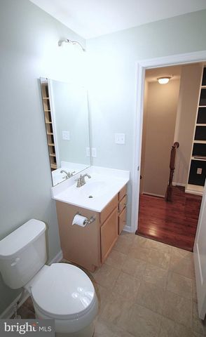 516 GROAT ALY, Phoenixville, PA 19460