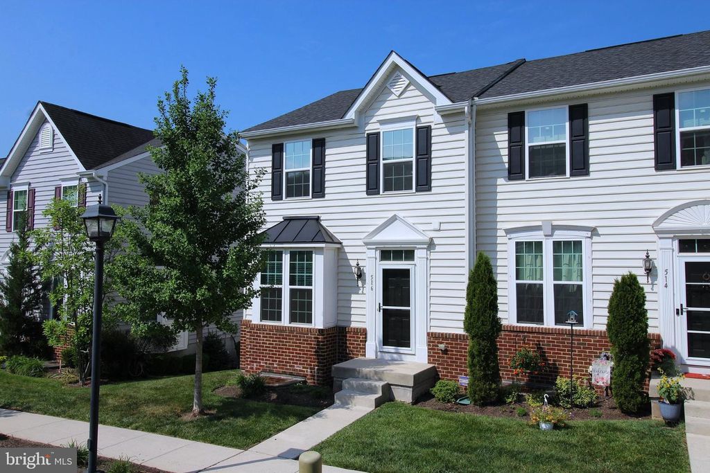 516 GROAT ALY, Phoenixville, PA 19460