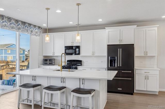 7757 Blue Water Lane, Castle Rock, CO 80108