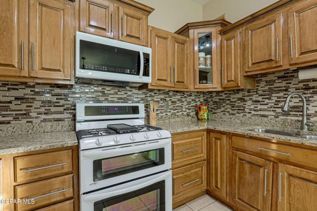 1281 Amber Morgan Drive, El Paso, TX 79936