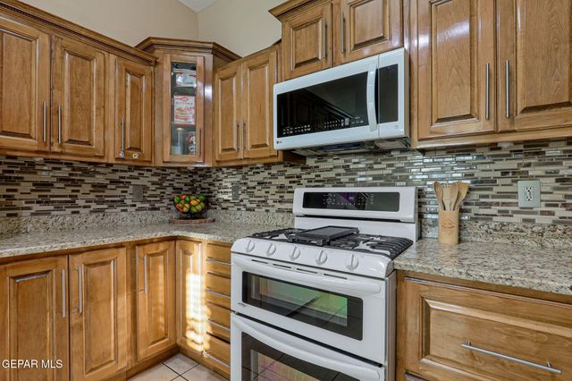 1281 Amber Morgan Drive, El Paso, TX 79936