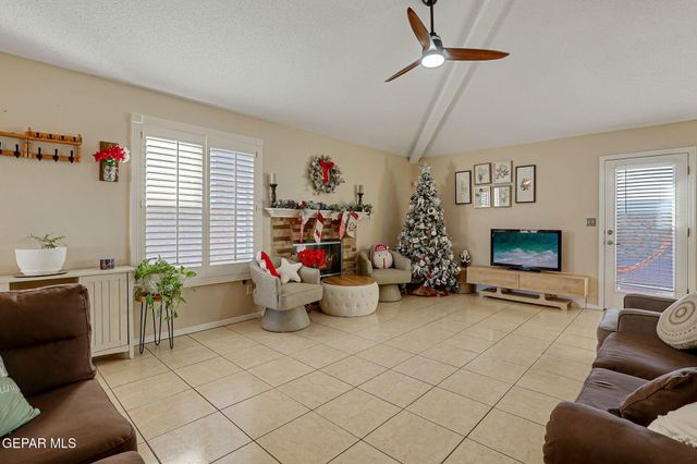 1281 Amber Morgan Drive, El Paso, TX 79936