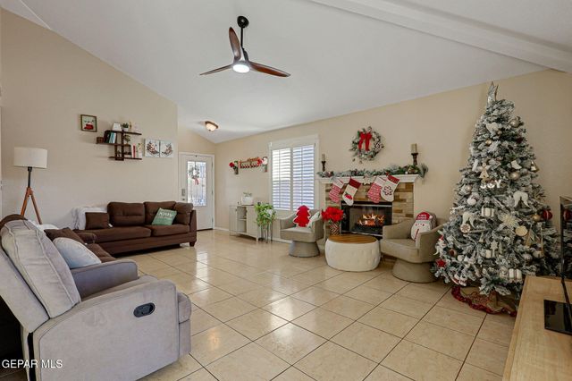 1281 Amber Morgan Drive, El Paso, TX 79936